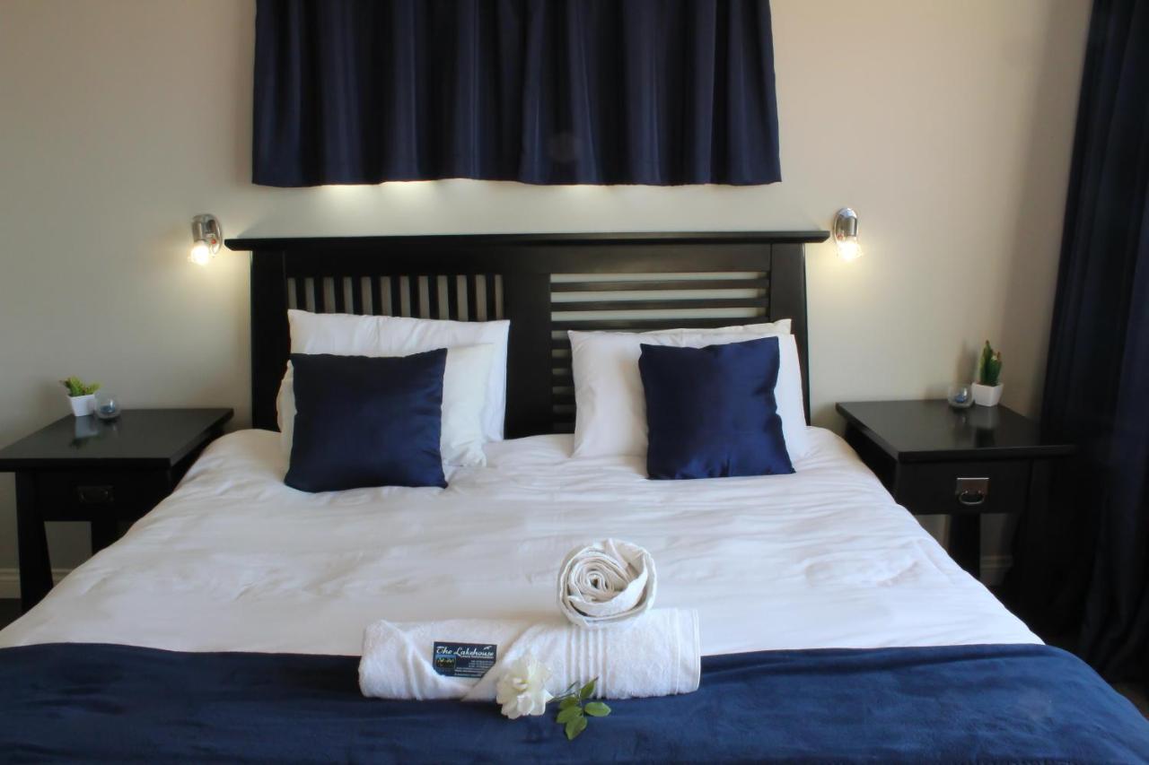 The Lakehouse Guest House Brakpan Vliegveld المظهر الخارجي الصورة